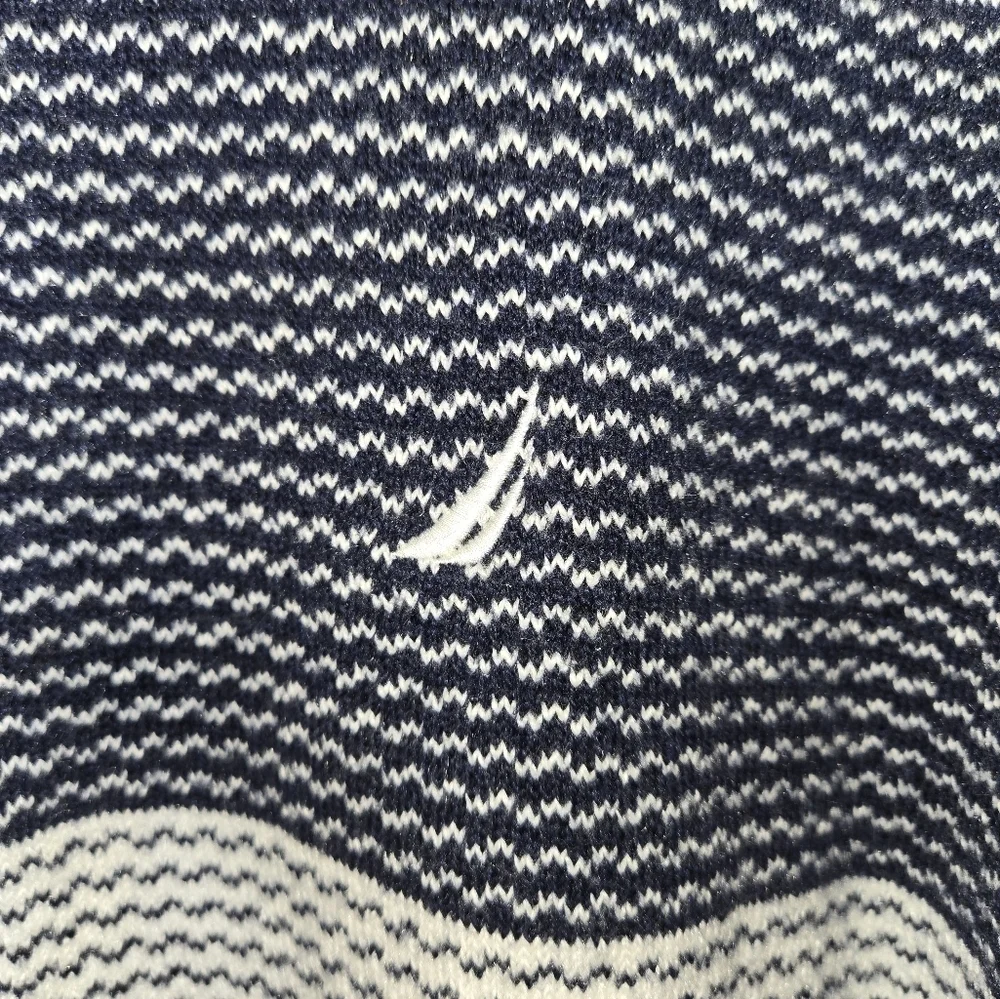 Men's Nautica Navy Blue & White Striped Sweater, very soft, nautical, Size XL